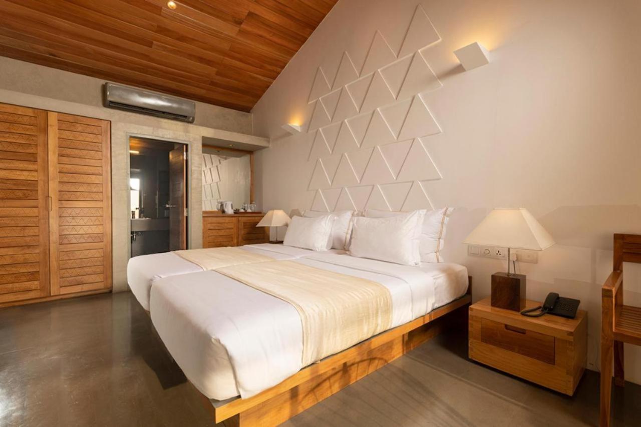Giritale Hotel Polonnaruwa Phòng bức ảnh