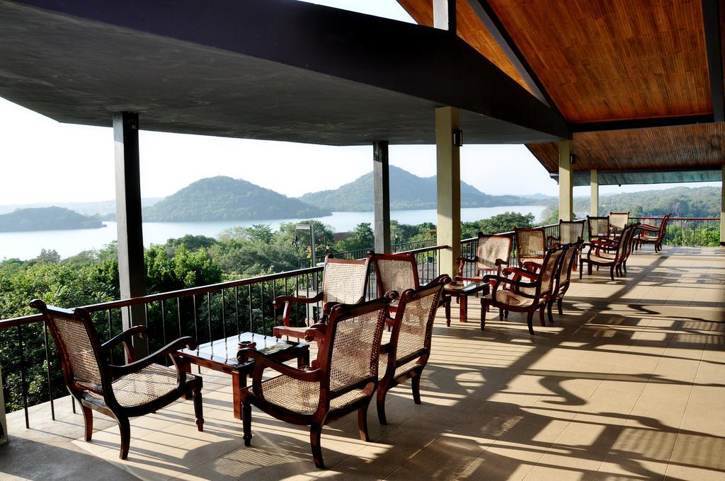 Giritale Hotel Polonnaruwa Ngoại thất bức ảnh