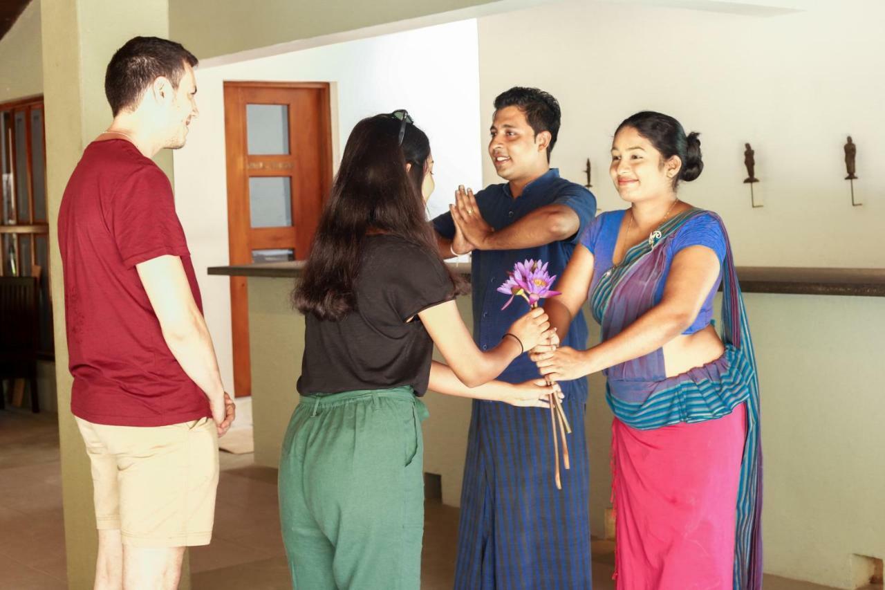 Giritale Hotel Polonnaruwa Ngoại thất bức ảnh