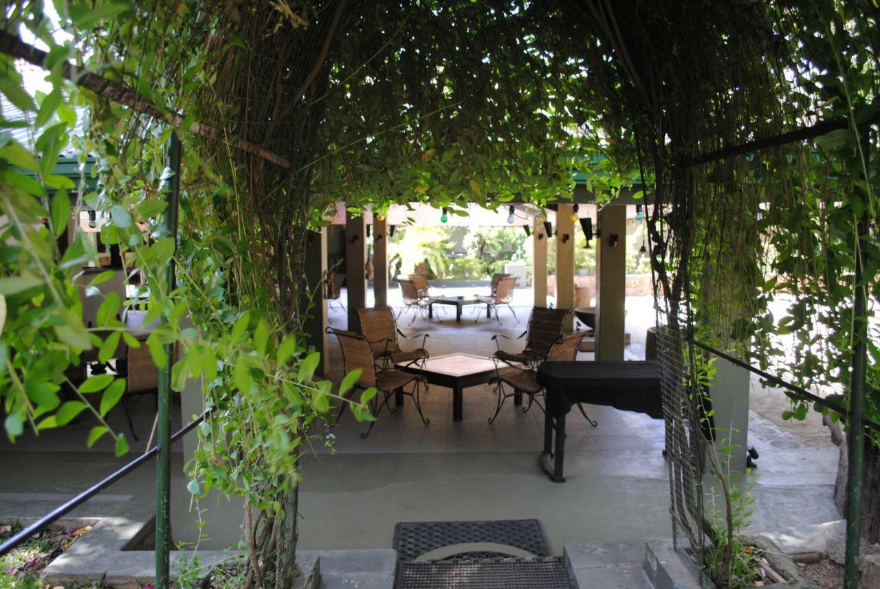 Giritale Hotel Polonnaruwa Ngoại thất bức ảnh
