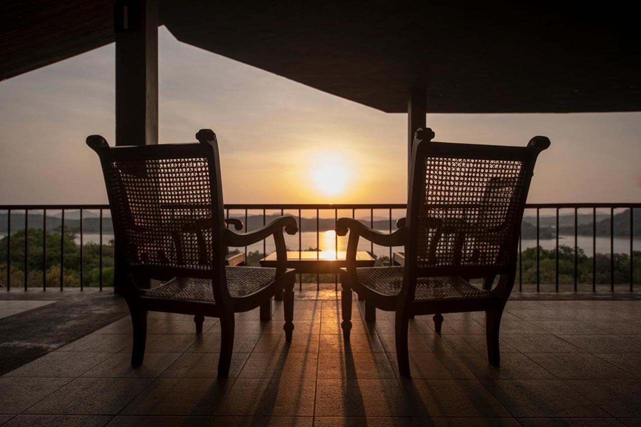 Giritale Hotel Polonnaruwa Ngoại thất bức ảnh